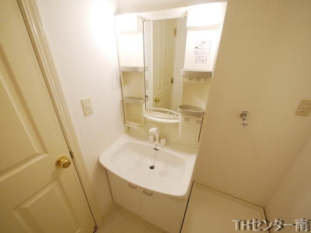 洗面設備　※別部屋参考写真です