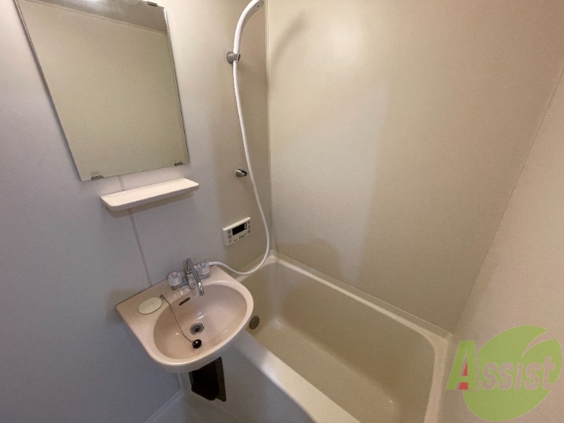 バス・シャワールーム　ゆったりとした広さの浴槽がありましたよ。