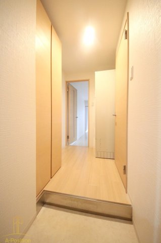 玄関　ラ・フォルム与力レジデンス