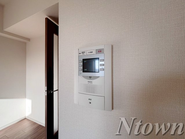 セキュリティ　モニター付きインターホンです