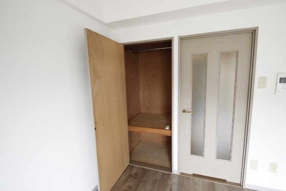 収納　※別部屋の写真です