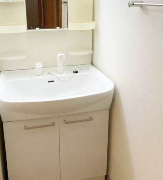 洗面設備　★収納付き、独立洗面台★