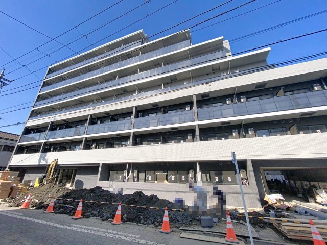 建物外観　建築中写真