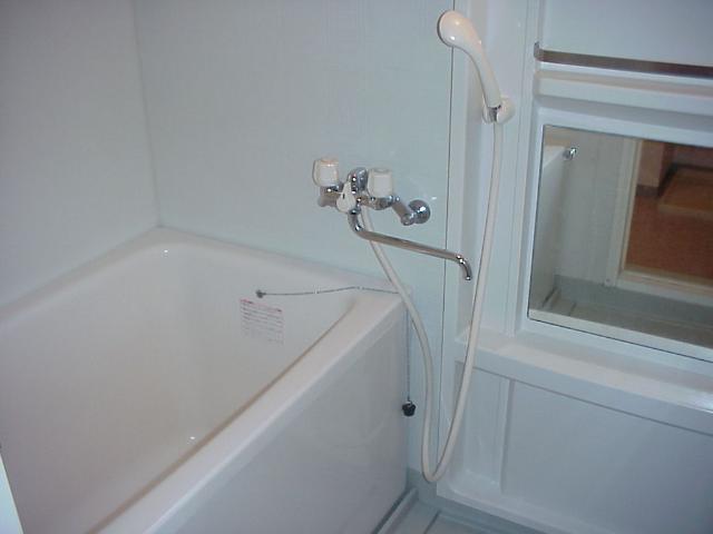 バス・シャワールーム　バス