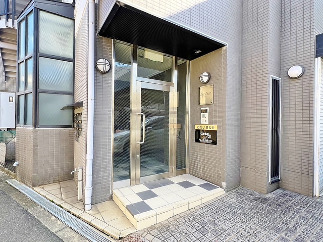 エントランス　オートロック