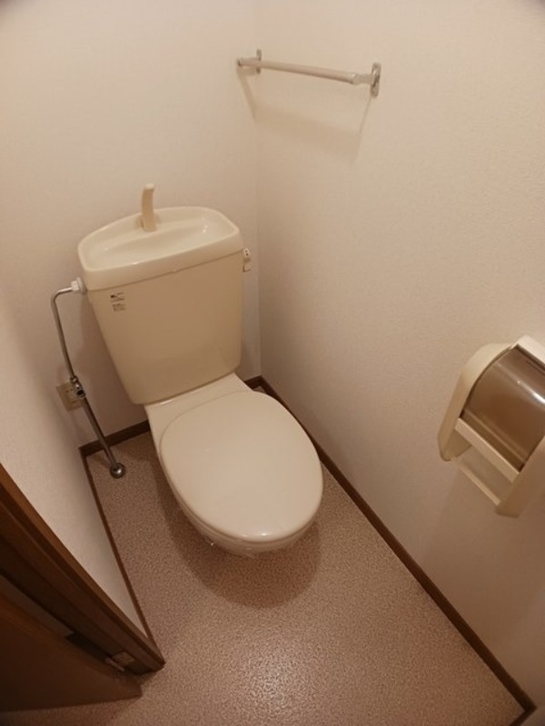 トイレ　図面と現状に相違がある場合には現状を優先