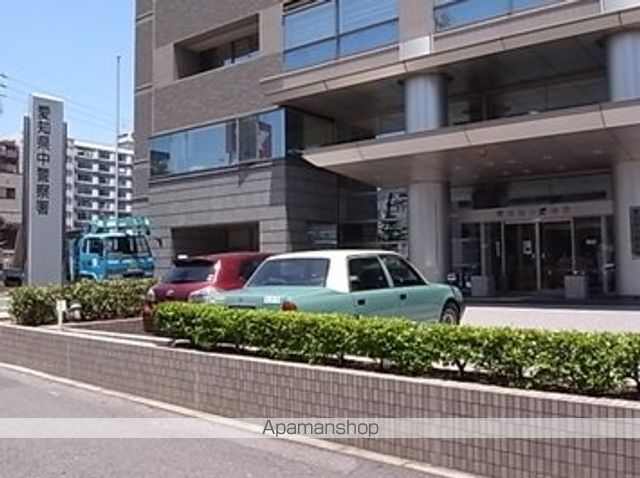 警察署・交番　中警察署（警察署・交番）まで800m