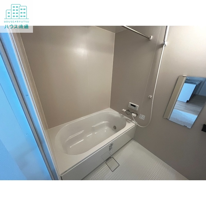 バス・シャワールーム　※同タイプ別号室のお写真です