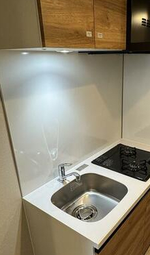 キッチン　※実際はこちらの反転タイプです