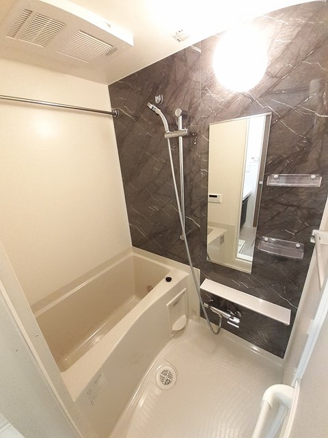 バス・シャワールーム　風呂