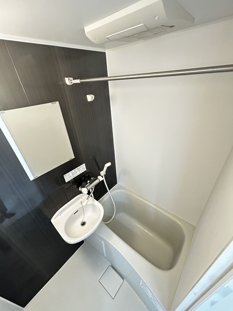 バス・シャワールーム　別部屋参考写真です