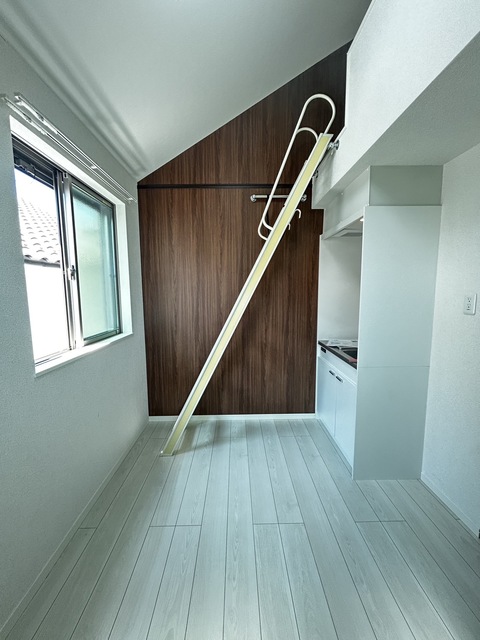 居室・リビング　別部屋参考写真です