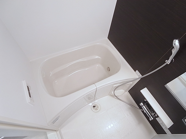 バス・シャワールーム　追い炊き・浴室乾燥機完備のバスルーム