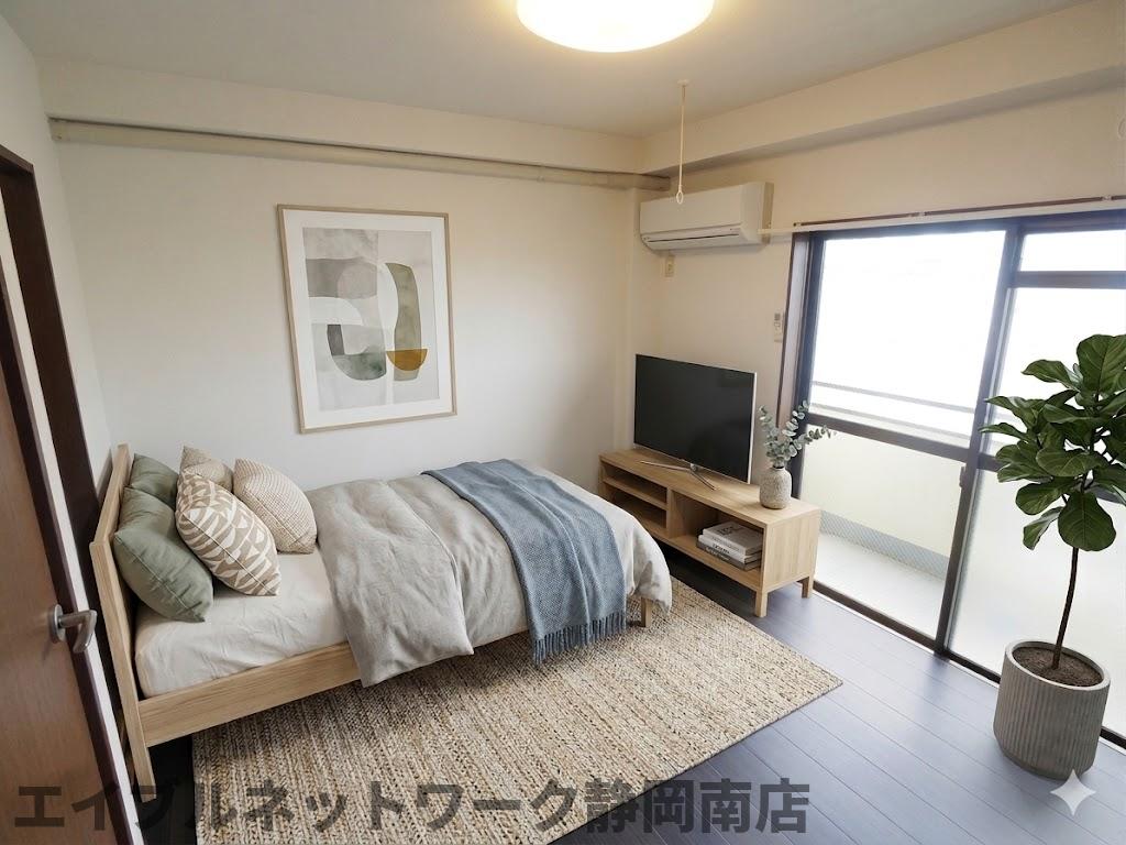 居室・リビング　ゆったり過ごせる居間です