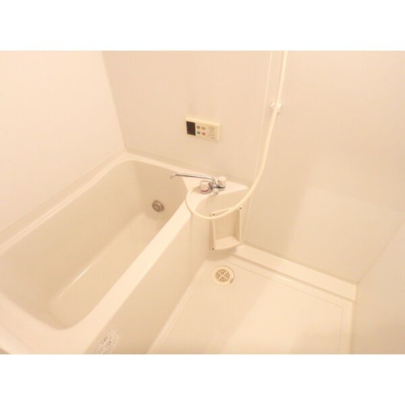 バス・シャワールーム　図面と現状に相違がある場合には現状を優先