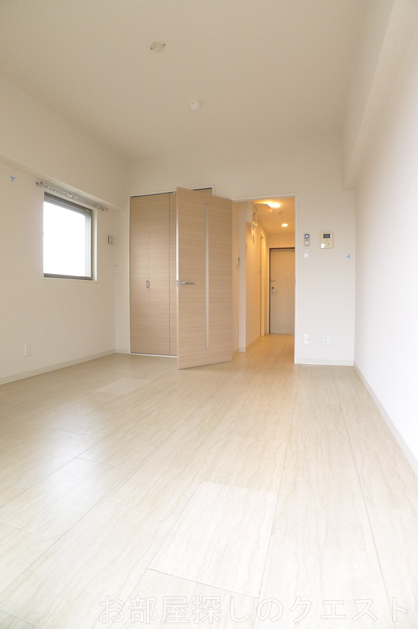 居室・リビング　（写真は同タイプ）