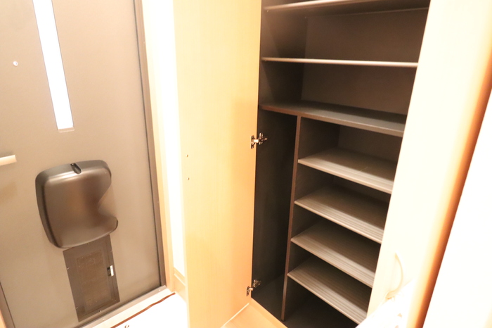 玄関　トールタイプシューズボックス