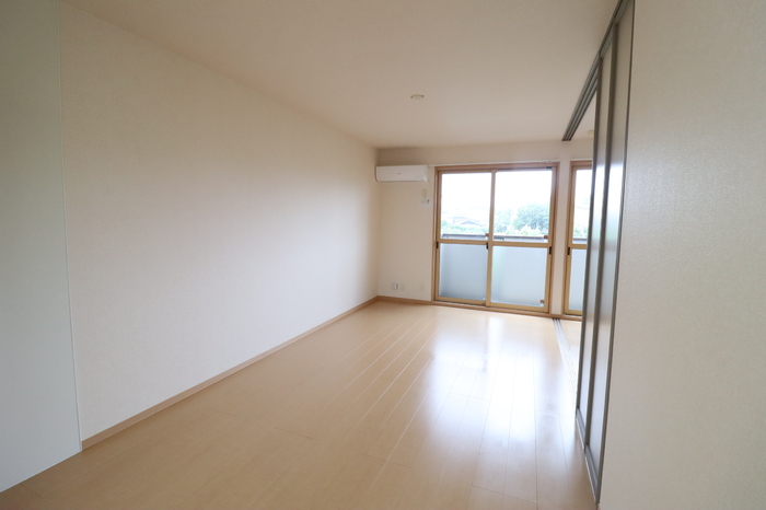 居室・リビング　リビング全景