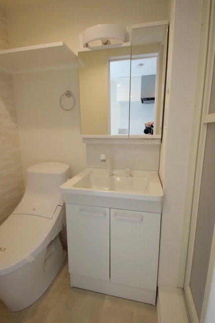 洗面設備　～朝の強い味方ですっ～