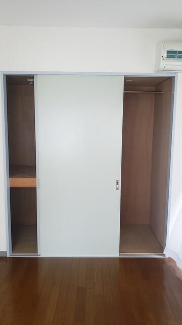 収納　麻布尾又ビル