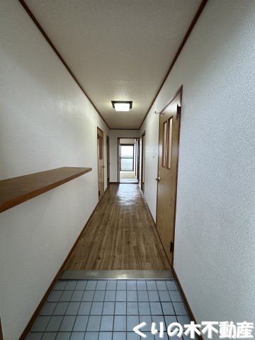 玄関　シンプルで使いやすい玄関です