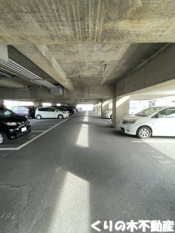 駐車場　駐車スペースもあります