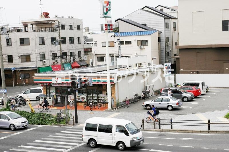 コンビニ　セブン*イレブン 大阪泉尾４丁目店（コンビニ）まで105m