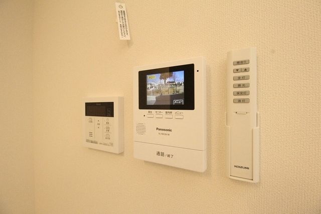 セキュリティ　★安心のモニタ付きドアホン★