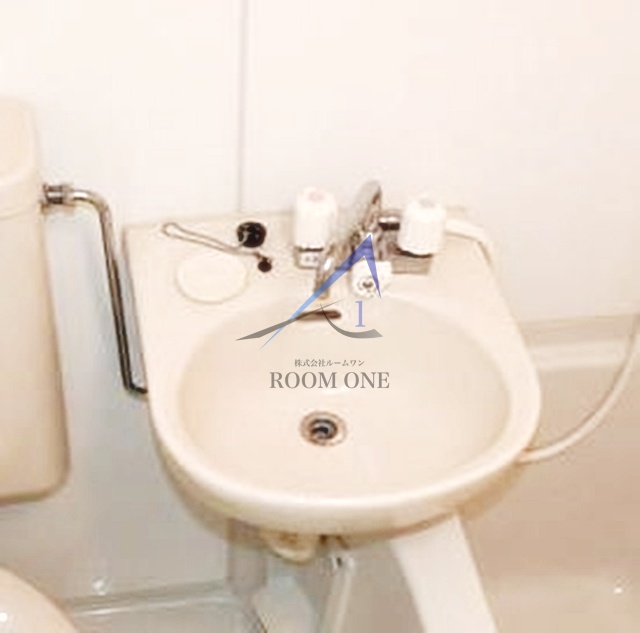 洗面設備　洗面台です。