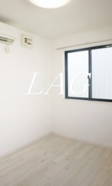 居室・リビング　洋室のお部屋です。（同仕様です。）