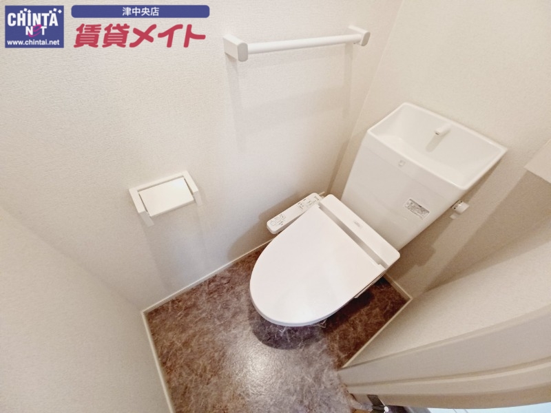 トイレ　同物件別室画像