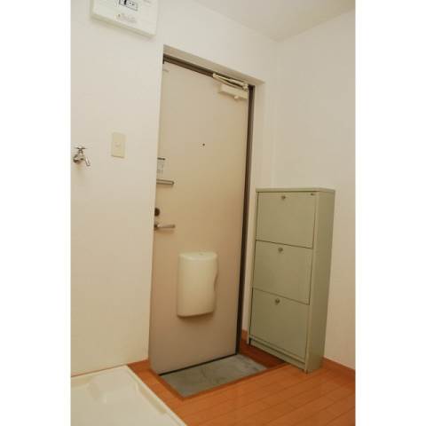 玄関　別号室イメージ