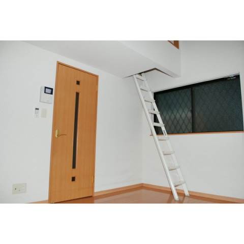 居室・リビング　別号室イメージ