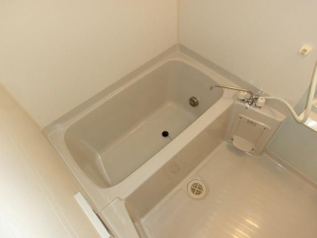 バス・シャワールーム　同じ施工会社のイメージです