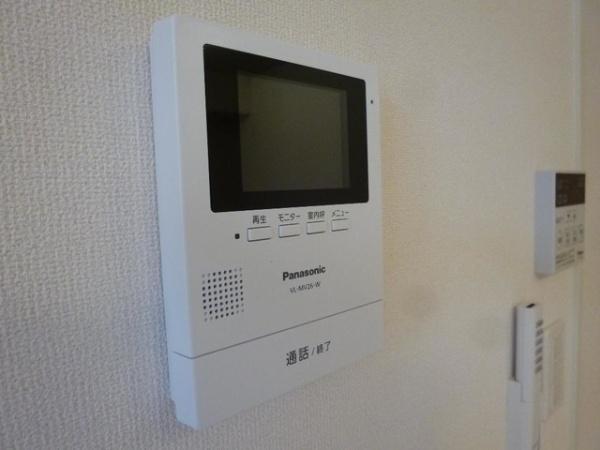 セキュリティ　モニター付きインターホン