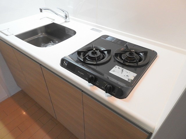 キッチン　2口ガスコンロ付き