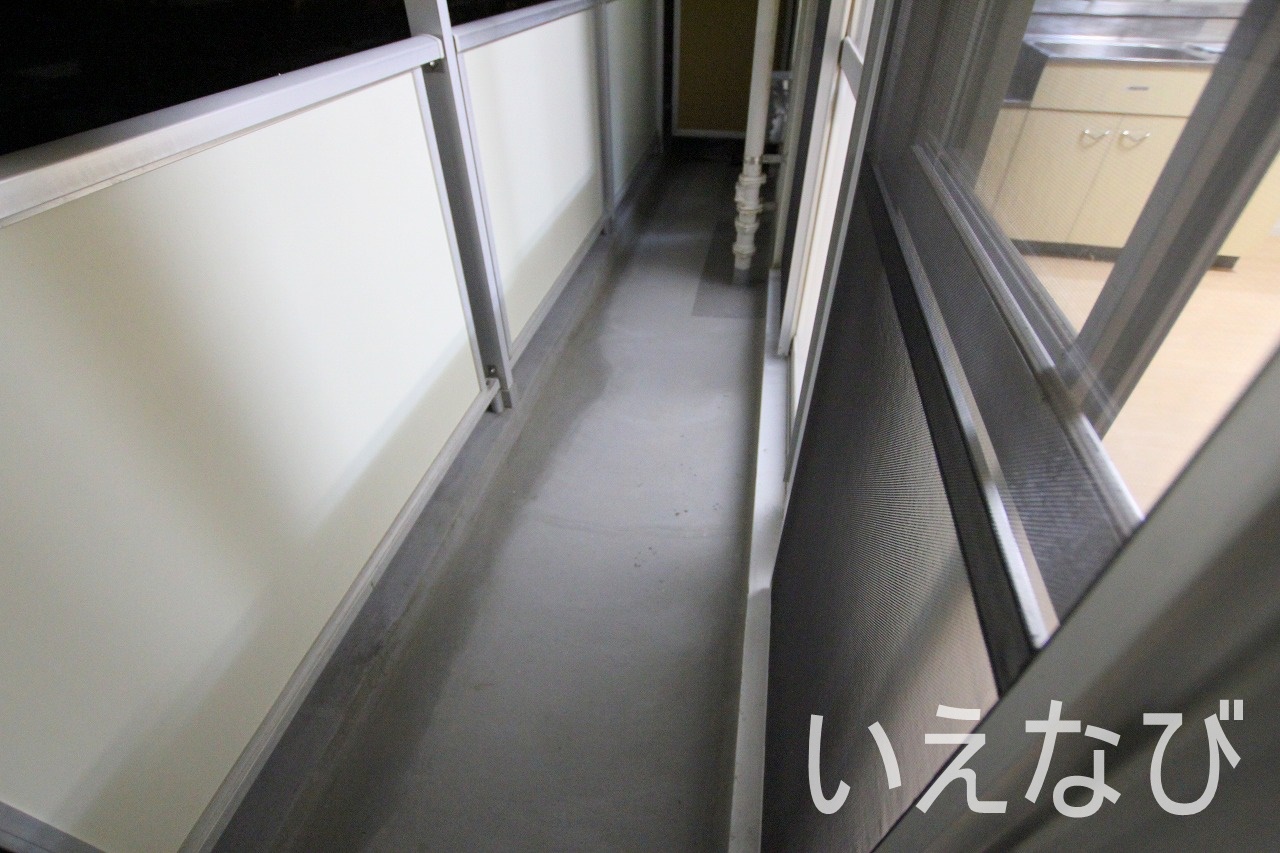 バルコニー　同一物件です。