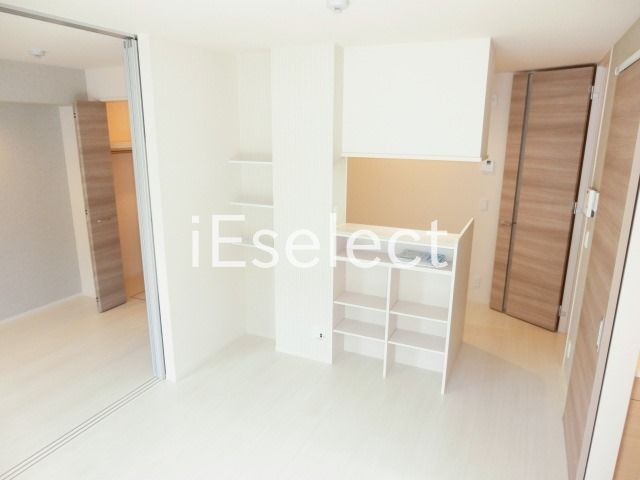 居室・リビング　オールフローリングの物件です♪