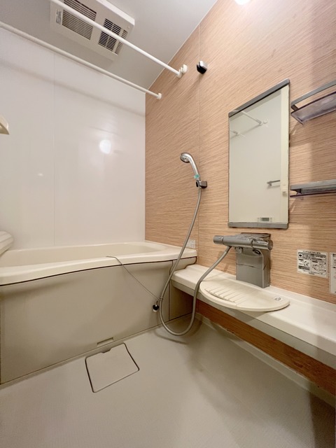 バス・シャワールーム　★追焚機能　浴室乾燥機付きのバスルーム★