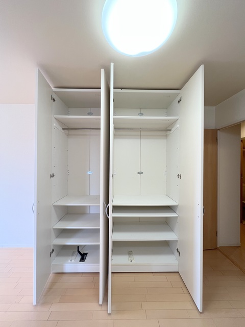 収納　★可動式収納です★