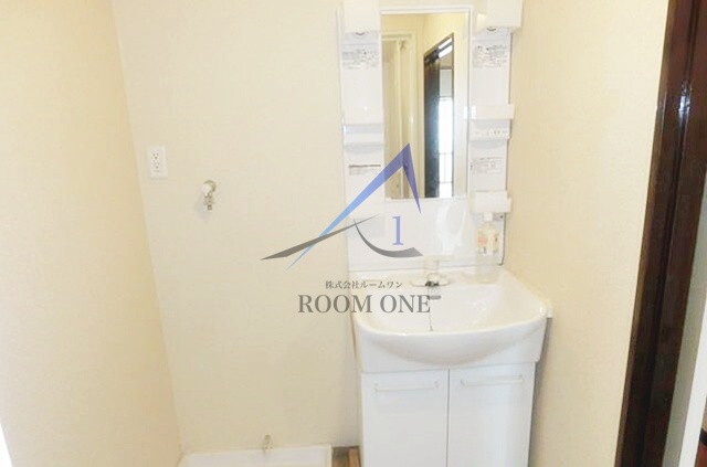 洗面設備　洗面台です。