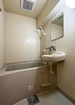 バス・シャワールーム　☆ゆったりくつろげるお風呂☆