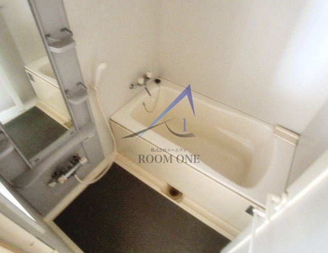 バス・シャワールーム　お風呂です。
