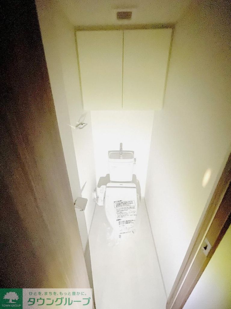 トイレ　玄関