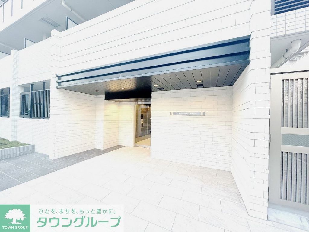 エントランス　エントランス