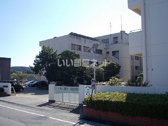 小学校　南国市立大篠小学校（小学校）まで1282m