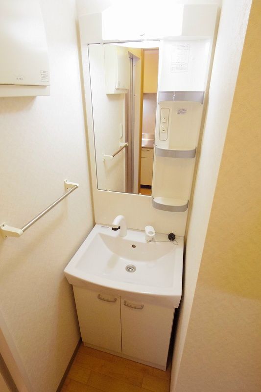 洗面設備　同仕様写真