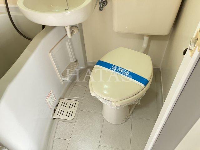 トイレ　同物件別部屋です。