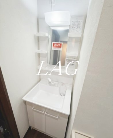 洗面設備　独立洗面台です。