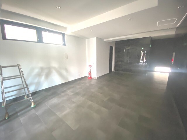 ロビー　共有部もキレイです。